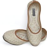 YASH & CO. Embroidered Embellished Jutti Mojari | Hand Crafted Women Jutti | Women Ethnic and Traditional Mojari Jutti | Elegant and Comfortable Jutti Bellies White