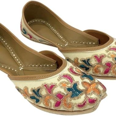 Women's Punjabi Jutti for Ethnic Shoes Cream Gold Wedding Shoes Mojari Traditional Indian Jooti Sandles Handmade Juti
