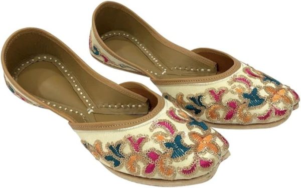 Women's Punjabi Jutti for Ethnic Shoes Cream Gold Wedding Shoes Mojari Traditional Indian Jooti Sandles Handmade Juti